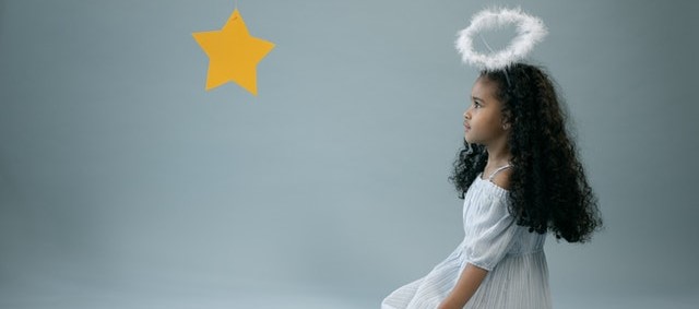 מעוניינים להיכנס אל תוך עולמם הקבלי של המלאכים?